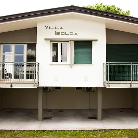 Isolda: Moderno Trilocale Apartment *